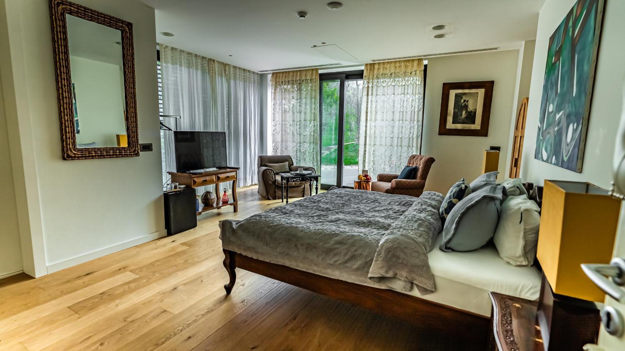 The Babe Boutique Hotel Belgrado Esterno foto