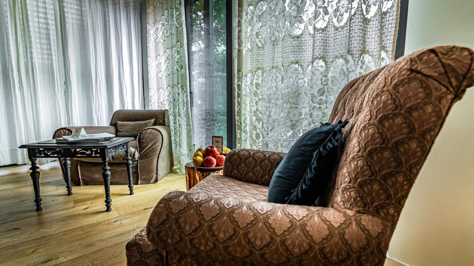The Babe Boutique Hotel Belgrado Esterno foto