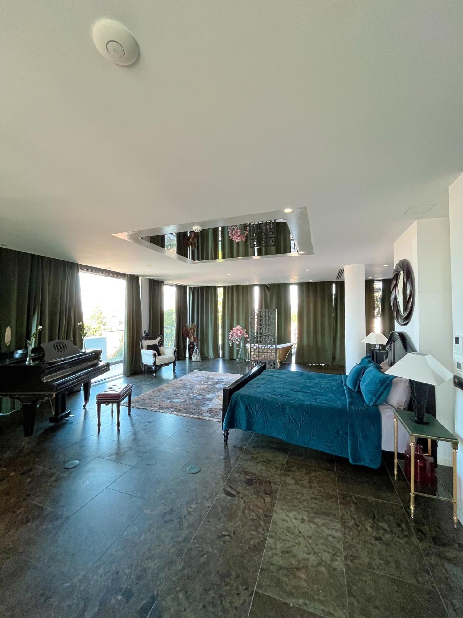 The Babe Boutique Hotel Belgrado Esterno foto